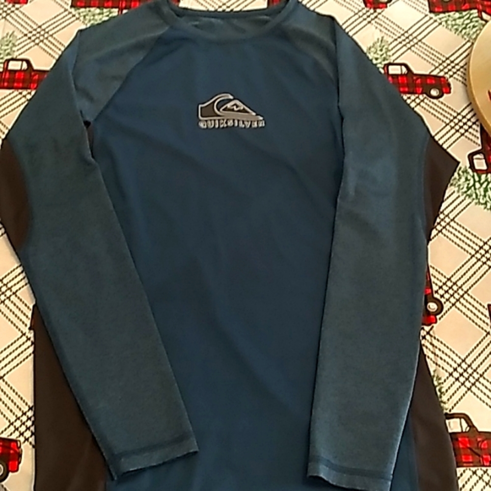 Quicksilver Beach shirt